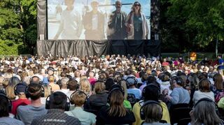 Kino unterm freien Himmel im Domgarten: Der Filmfrühling in Speyer ist erst einmal Geschichte.