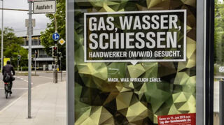 Gas, Wasser, schießen – gegen solche Werbung der Bundeswehr im öffentlichen Raum spricht sich das BSW Ludwigshafen aus.