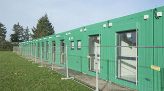 Übergangsweise kommen hier ab dem Frühjahr die Kinder der Kita Kunterbunt unter - was die Grünen-Fraktion in der Haushaltsdebatte heftig kritisiert.