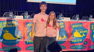Ben Podbicanir und Alina Frank dürfen zum ersten Mal bei einer Bundestagswahl ihre Stimme abgeben.