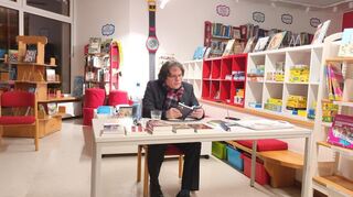 Helmut Orpel liest in Lampertheim aus seinem Roman „Die Kinder der Via Gluck“.