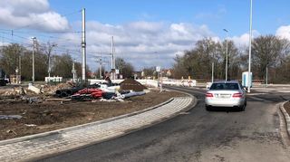Umbau des Karlsplatzs: Die Durchfahrt von Relaisstraße und Rheinauer Ring Richtung Neckarau und Seckenheim ist wieder frei.