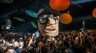 Die Huldigungen auf der Time Warp für Genre-Altmeister nahmen in Mannheim erstaunliche Formen an.