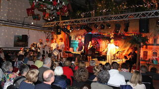 Besonderer Beliebtheit erfreuen sich die südamerikanischen Weihnachtskonzerte im Käfertaler Trommelpalast (Foto von Dezember 2023), die im Advent 2025 zum letzten Mal stattfinden werden