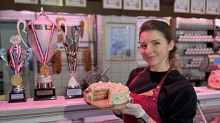 Ungewöhnliche Kreation: Anna Burkhardt aus Mannheim macht aus Wurst Torten.