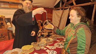 Händler auf dem Mittelalterlichen Jahrmarkt in Mannheim.