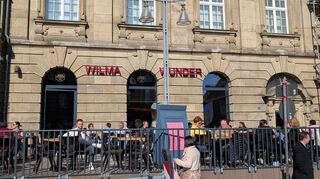 Soll der Postgalerie mehr Frequenz bringen: der Gastronomiebetrieb Wilma Wunder mit großem Freisitz.