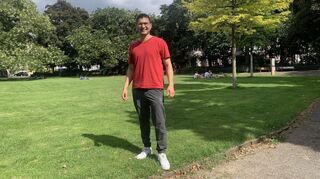 SPD-Stadtrat Karim Baghlani, aufgenommen im Sommer 2024 auf dem Schillerplatz in B 2.