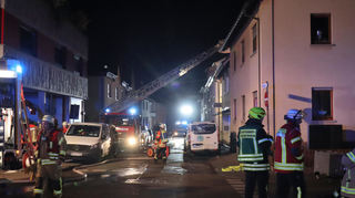 Knapp 70 Einsatzkräfte waren in der Bahnhofstraße.