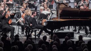 Unfassbar souverän: Igor Levit erklimmt die pianistischen Gipfel Prokofjews tadellos und mit der größtmöglichen Freiheit.