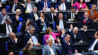 Eine gemeinsame Antwort auf die Frage, wie sie in Zukunft mit der AfD-Fraktion umgehen wollen, haben die demokratischen Parteien nicht, sagt Gastautor Peter Kurz.