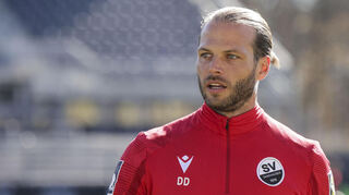 Dennis Diekmeier, bisher Co-Trainer von Kenan Kocak beim SV Sandhausen, wird nun gemeinsam mit Gerhard Kleppinger an der Seitenlinie des abstiegsbedrohten Fußball-Drittligisten stehen.