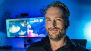 Der Datenspezialist Steven Broschart recherchiert zum Attentat auf dem Mannheimer Marktplatz.