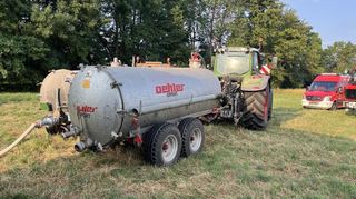 Solche Tankwagen können viel Wasser transportieren - eine wirkungsvolle Ergänzung im Ernstfall.