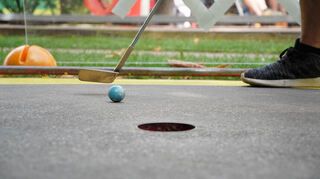 Ob viele oder wenig Gäste auf eine Minigolfanlage kommen, hängt stark vom Wetter ab.