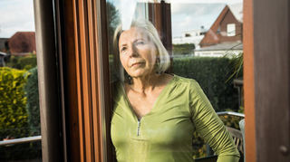 Wie möchte man im Alter wohnen? Der Umzug in eine Senioren-WG kann eine mögliche Lösung sein.