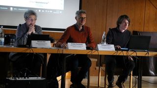 Bürgerdienstleiterin Michaela Diehl (v.l.), Christian Konowalczyk und Christopher Barron im Bezirksbeirat.