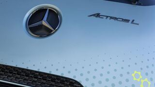 Modell eines Actros von Mercedes-Benz vor der Auslieferung zum Kunden.