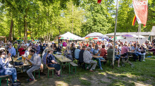 Die Kundgebung in der Walderholung ist gut besucht.