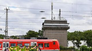 Das Bahn-Stellwerk in Ludwigshafen ist von Personalausfällen betroffen.