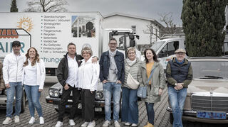 Vertreter des Vereins Lampertheim Classic und des Hauptsponsors Baier Überdachungen.