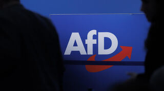 Die AfD wurde vom Verfassungsschutz als gesichert rechtsextremistisch eingestuft.