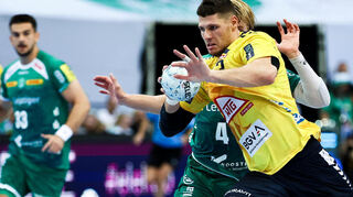 Sebastian Heymann (r) ist erfolgreich operiert worden.