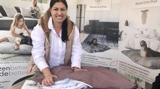 Profitierte von Freiflächen-Standort und steht für gesunden Tierschlaf: Darlings Littel Place- Gründerin Vanessa Frank.