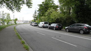 Entlang der Wohnhäuser in der Mannheimer Straße kann mit dem Radschnellweg nicht mehr geparkt werden.