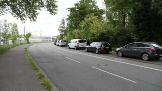 Entlang der Wohnhäuser in der Mannheimer Straße kann mit dem Radschnellweg nicht mehr geparkt werden.