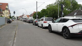 Im Berliner Ring würde die Mehrzahl der eingezeichneten Parkplätze zugunsten des schnellen Radverkehrs weg fallen.