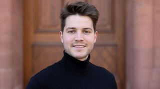Felix Rusches aktuellen Forschungsinteressen liegen im Bereich der Entwicklungs-, Politik-, Digital- und Medienökonomie.