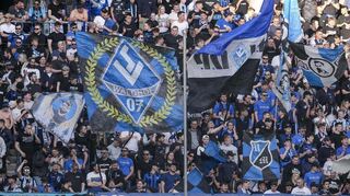 Waldhof Mannheim-Fans auf der Otto-Siffling-Tribüne beim letzten Heimspiel, dem 0:0 gegen den VfB Stuttgart II.