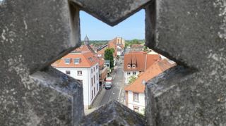 Vom Schlossturm bietet sich ein einmaliger Blick über Hüttenfeld