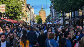 Am Wochenende sticht das Stadtfest in Mannheim heraus. Mit der erstmaligen Besichtigung des U-Boots U17 in Sinsheim ist aber auch anderes in der Region geboten.