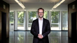 Klaus Müller musste als Präsident der Bundesnetzagentur unter anderem die Energiekrise meistern. Doch auch für den Netzausbau ist seine Behörde zuständig. Lars Heidrich FUNKE Foto Services