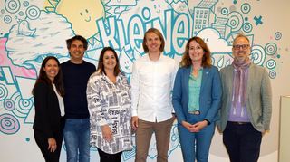 Von links: Melanie Rügler (Stellvertretende Vorsitzende des Trägervereins), Sebastian Wipfler, Cathérine Becker, Sebastian Scharfenberger, Verena Amann und Dirk Grunert.