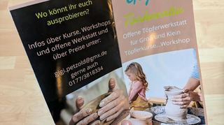 Das ist der Flyer, mit dem Gigi Petzold ihre neue Töpferwerkstatt in Ilvesheim bewirbt.