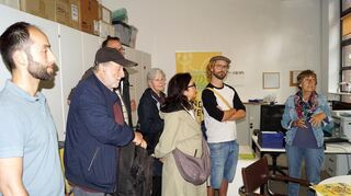 Im Bürgerhaus Neckarstadt-West stellt Yvette Bödecker (rechts) die „Neckarstadt Kids“ vor.