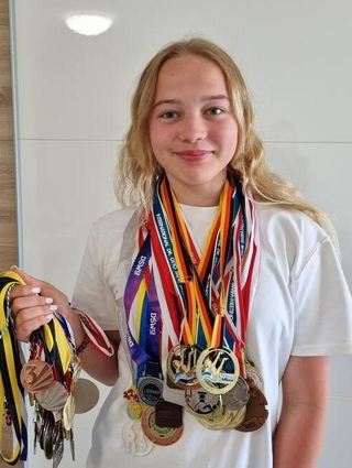 Die für den VW Mannheim startende Kristina Atamanchuk hat zahllose Medaillen im Synchronschwimmen und Wettkampfschwimmen gewonnen.