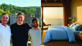 COZY HEAVEN Gründer Thomas Röser, Linus Pfeil und Fabian Baumann mit Lyocell Bettwäsche in „Ice Blue“.