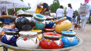 Kunsthandwerk nimmt bei der Gartenlust in Ladenburg breiten Raum ein.