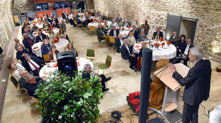 Der Schriesheimer Zehntkeller steht bereit, falls die Veranstalter wegen des Wetters ausweichen müssen. Das Foto zeigt den Fest-Konvent des Vereins Madonnnenberg im Jahr 2024.
