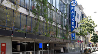Fast 30 Parkhäuser und Tiefgaragen in Mannheim und der Region betreiben die Mannheimer Parkhausbetriebe (MPB), die ihren Sitz in C 1 haben.