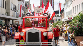 Das Brezelmobil darf in diesem Jahr bei der Parade nicht mitfahren, kommt aber beim Aufmarsch am Donnerstagabend zum Einsatz.