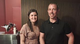 Stefan Langen mit seiner Aushilfe Angela Castronovo.