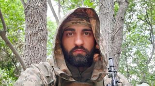 Nach seinem Einsatz an der Front ist der ukrainische Schach-Großmeister Igor Kovalenko in seine Heimatstadt Kiew zurückgekehrt. In der Saison 2025/2026 wird er wieder dem Bundesliga-Kader des SC Viernheim angehören.