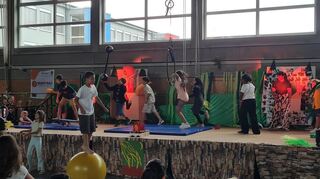 Für die Zirkusshow hatten die Kinder verschiedene Kunststücke eingeübt.