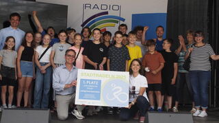 Die Auszeichnung „Fahrradaktivste Schule“ bei Stadtradeln ging an das Ludwig-Frank-Gymnasium: 458 registrierte Radler legten 95.203 Kilometer zurück.