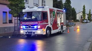 Nach zwei Starkregenfällen wurde die Feuerwehr zu 18 Kellern in Neckarhausen gerufen, die unter Wasser standen.